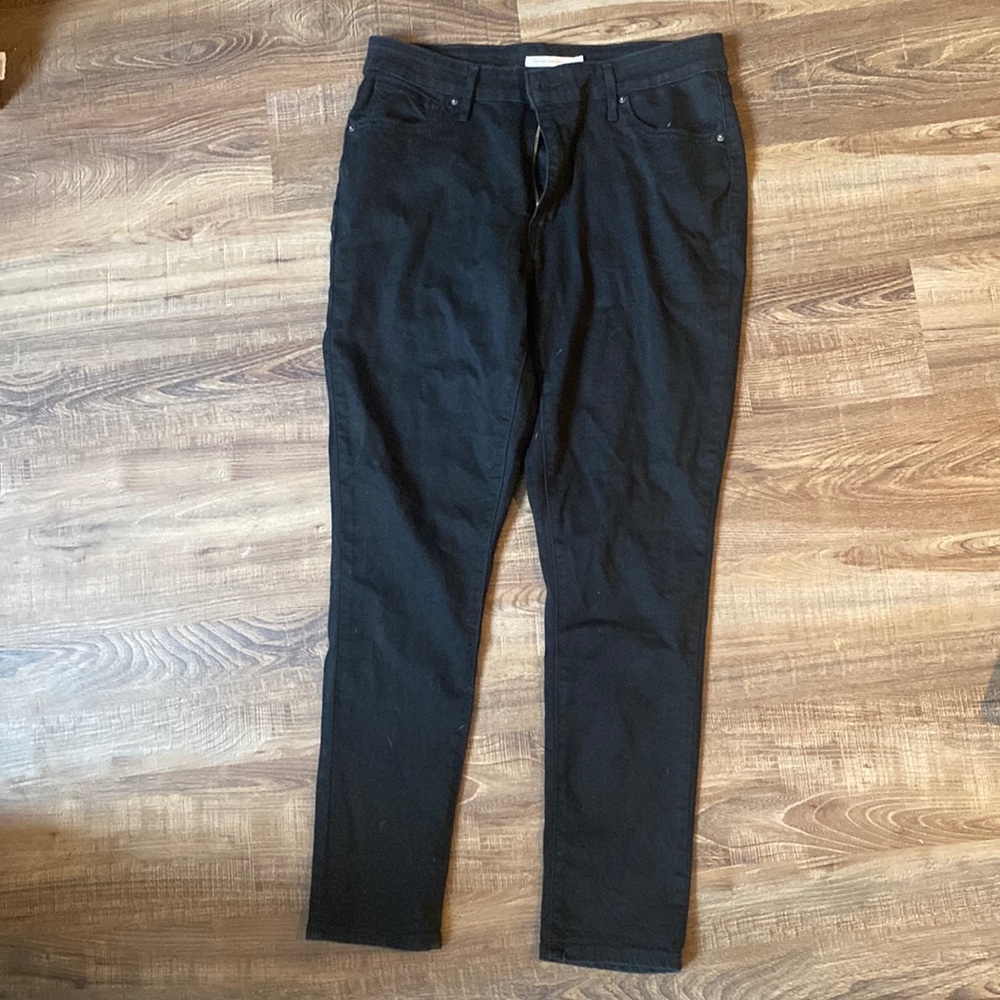 Levi jeans